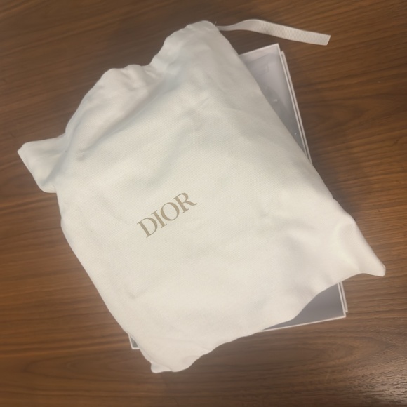 Dior visor with box and dustbag cleaning cloth - Picture 10 of 11